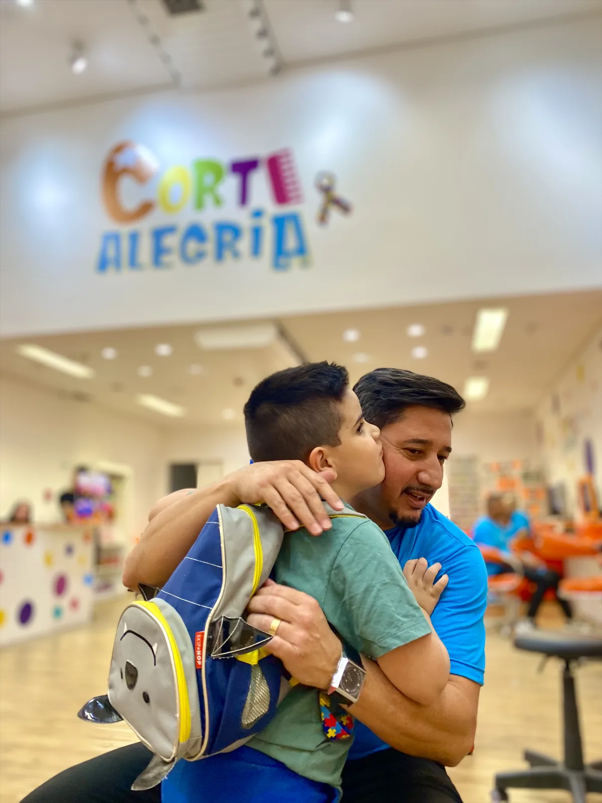 Atendimento acolhedor no Corte Alegria